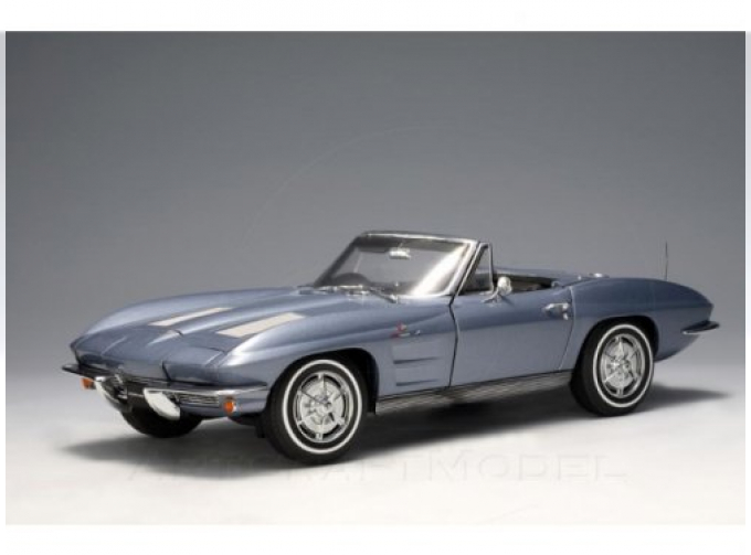 CHEVROLET CORVETTE 1963 CONVERTIBLE SEBRING, серебристый