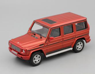 MERCEDES-BENZ G-Class G500, orange metallic