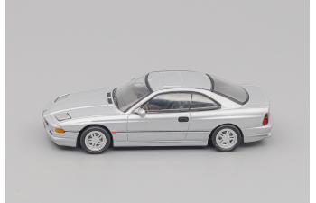 BMW 850 CSi (1992), silver