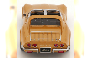 CHEVROLET Corvette C3 with removable roof parts and side pipes (1972), gold metallic