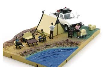 TOYOTA Hilux N60 (1980) + набор для кемпинга