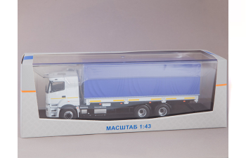 Камский грузовик 65207, белый / синий