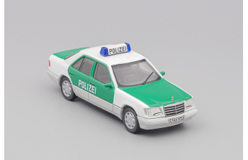 MERCEDES-BENZ E320 Polizei (W124), green / white