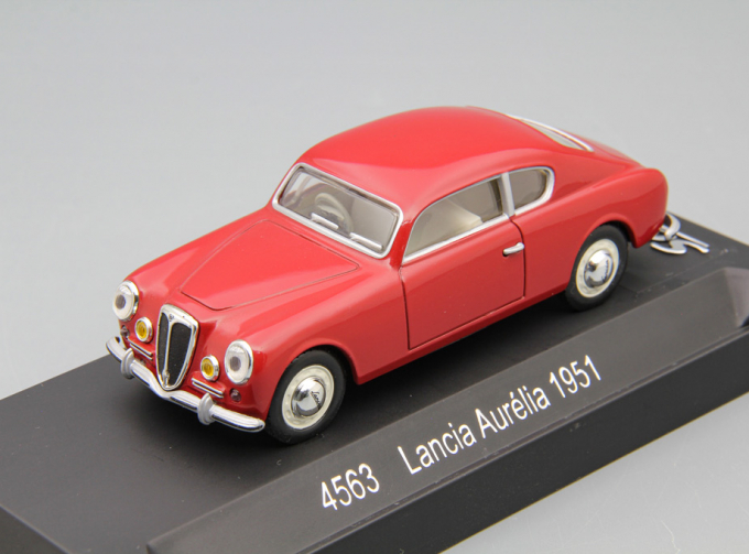 LANCIA Aurelia (1951), red