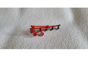  Плуг ПЛН-5-35 на ДТ-175 Волгарь (адаптирован только для журнальной навески)