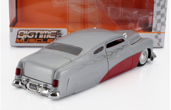 MERCURY Custom (1951), silver red