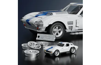 Сборная модель CHEVROLET Grand Sport (1964) -918 Pcs + Corvette Grand Sport 1/64 Scale, White Blue