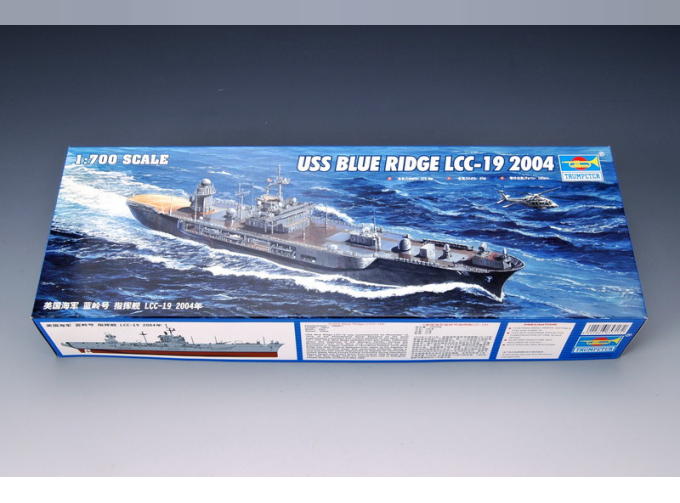 Сборная модель Американский Командный корабль USS BLUE RIDGE LCC-19 (2004г.)