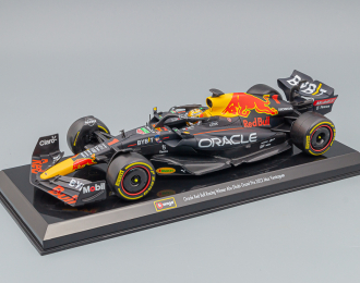 RED BULL F1 Rb18 Team Oracle Red Bull Racing №1 World Champion Season (2022) Max Verstappen - With Pilot And Showcase, Matt Blue Yellow Red