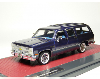 CHEVROLET Suburban (1981), blue