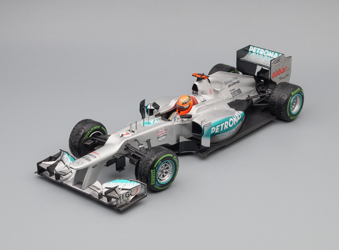 MERCEDES-BENZ AMG GP Petronas W03 Michael Schumacher