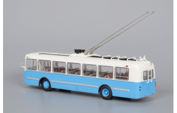 ЗИУ 5 троллейбус (1961-1969), бело-голубой