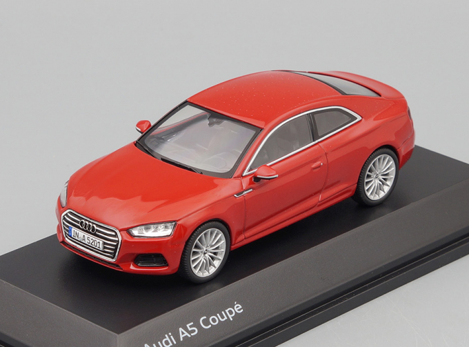 Audi A5 Coupe tango rot