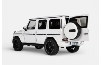 MERCEDES-BENZ AMG G63 (W465) (2025), polar white