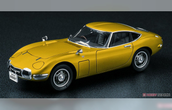 Сборная модель TOYOTA 2000GT "Gold" w / 60's Girl's Figure