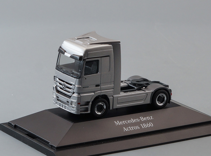 MERCEDES-BENZ Actros 1860, silver