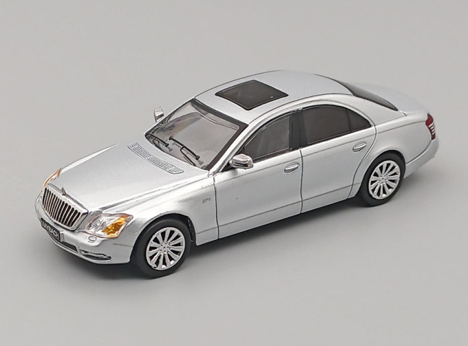 MAYBACH 57S W240 (2010), silver