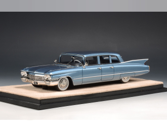 CADILLAC Fleetwood 75 Limousine (1960), Hampton Blue Metallic