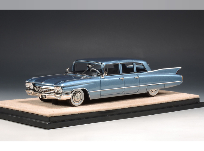 CADILLAC Fleetwood 75 Limousine (1960), Hampton Blue Metallic