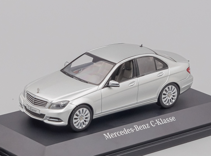 MERCEDES-BENZ W204 C-Klasse (2011), iridium silver