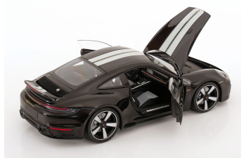 PORSCHE 911 (992) Sport Classic (2022), black white