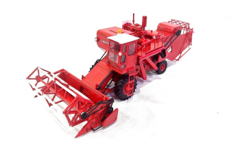 Сборная модель зерноуборочного комбайна СКД-5 "Сибиряк"