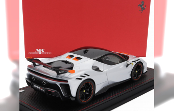 FERRARI Sf90 Xx Stradale (2024) - Con Vetrina - With Showcase, Bianco Artico - White Orange Black