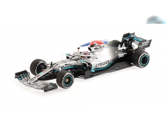 MERCEDES-AMG PETRONAS MOTORSPORT F1 W10 EQ POWER+ - LEWIS HAMILTON W. FLAG - WINNER BRITISH GP 2019