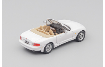 MAZDA Roadster, white