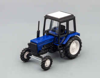 Трактор МТЗ-82, синий / черный / белый