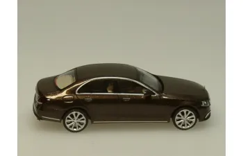 MERCEDES-BENZ E-Klasse (W213) Exclusive (2016), dark brown