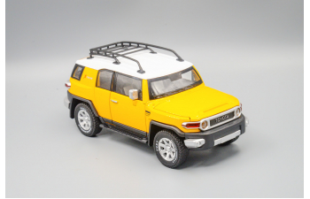 TOYOTA FJ Cruiser, жёлтый, 21 см