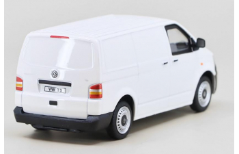 VOLKSWAGEN T5 VAN (2010), white