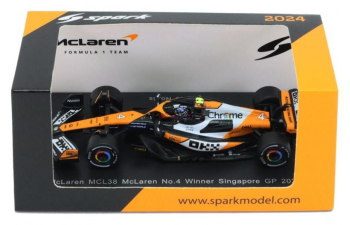 McLAREN MCL38 #4 Winner Singapore GP Formula 1 Lando Norris (2024)