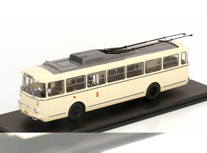 SKODA 9TR Berliner Verkehrsbetriebe, creme