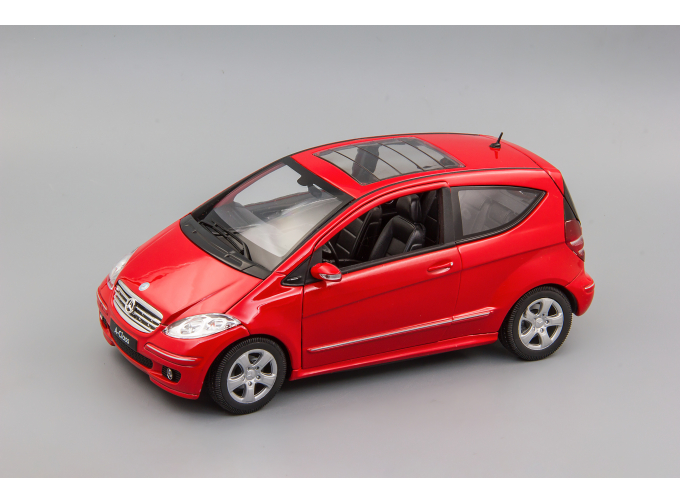 MERCEDES-BENZ A200, red