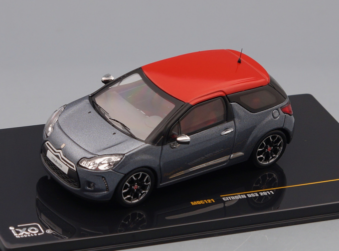 CITROEN DS3 2011, grey metallic / red