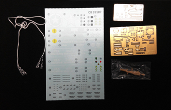 Сборная модель US GPW 1/4 ton 4/4 Utility Vehicle(Mod.1942) w/37mm Anti-Tank Gun M3A1