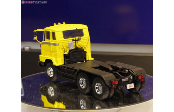Сборная модель Hino HH седельный тягач