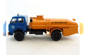 (Уценка!) МАЗ 5334 (ТЗА-7,5-5334) Топливозаправщик, Автомобиль на службе 71, синий с оранжевым