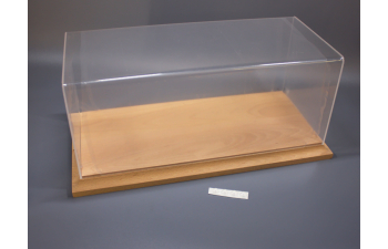 Бокс акриловый для легковых автомобилей 1/24 на деревянном основании