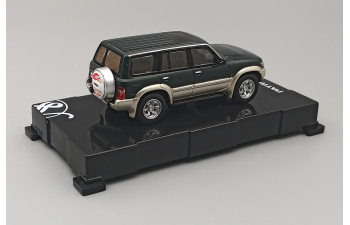 NISSAN Patrol Y61 (1997), green / white gold
