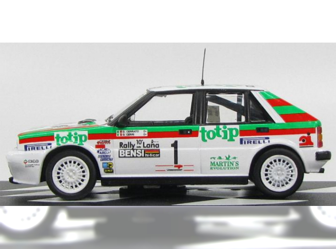 LANCIA Delta HF 4WD #1, white