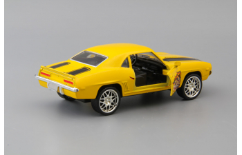 Спорткар, желтый + световые и звуковые эффекты