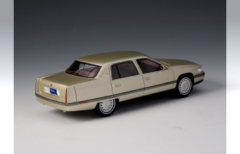 CADILLAC Sedan DeVille 1994, Sand Metallic