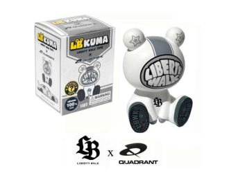 Figurine 7cm Liberty Walk Kuma x Quadrant, white/grey
