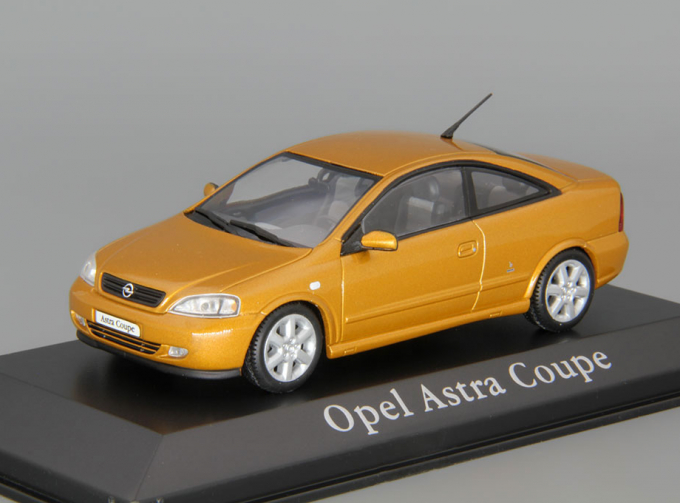 OPEL Astra G Coupe Bertone (2000), orange metallic