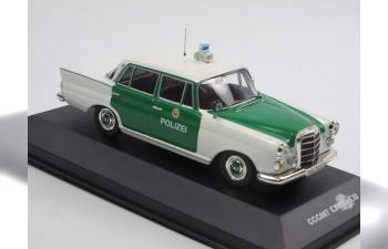 MERCEDES-BENZ 200D Polizei Hamburg Peter, white / green