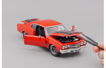 CHEVROLET Dom's Chevy Chevelle 454ss 1970 - Fast & Furious Iv (2009), red / black