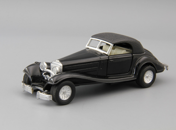 MERCEDES-BENZ 540K, black